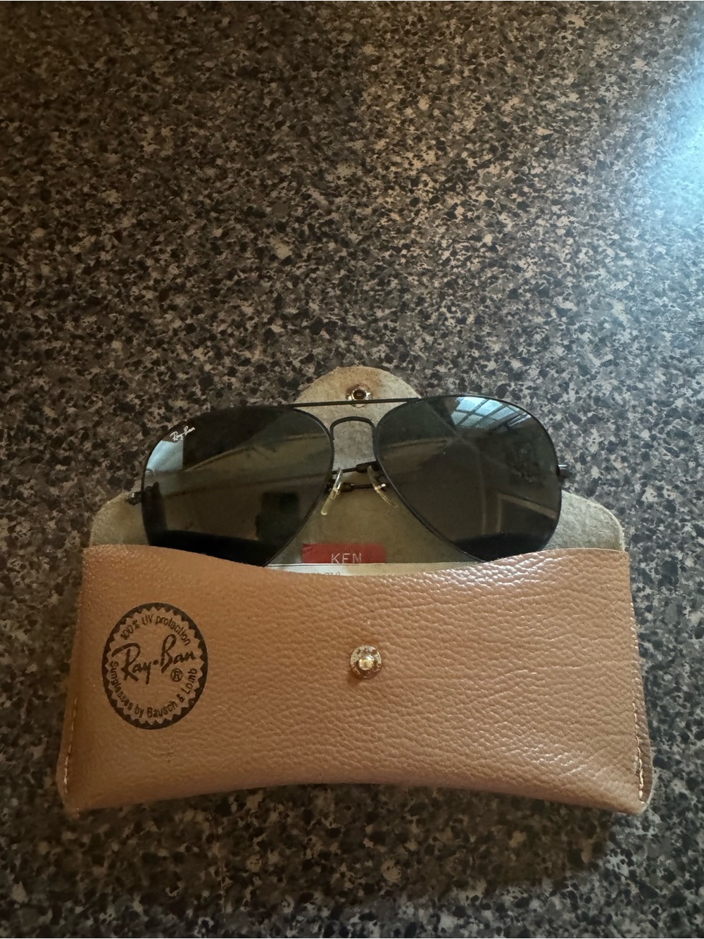 VTG Bausch & Lomb Ray-Ban Aviator Sunglasses Black USA w/ Original Case & Paper